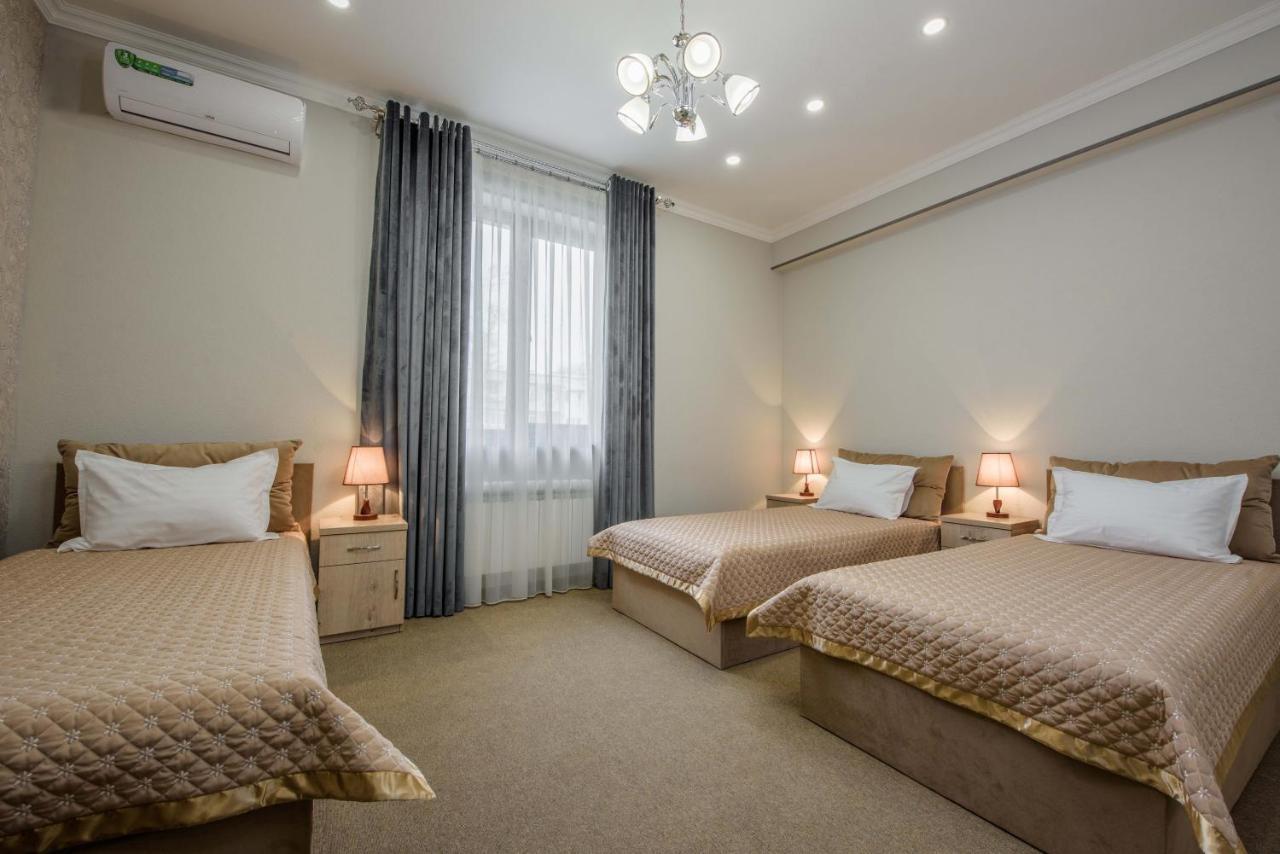 Huzur Hotel タシュケント エクステリア 写真